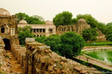 Delhi's Hauz Khas Village: ✏Time